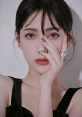 А И Ся (A Yi Xia)