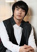 Пак Ён Ха (Park Yong Ha)